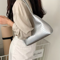 Bolsa de Ombro Média Prata Garbo Kendra - Garboza