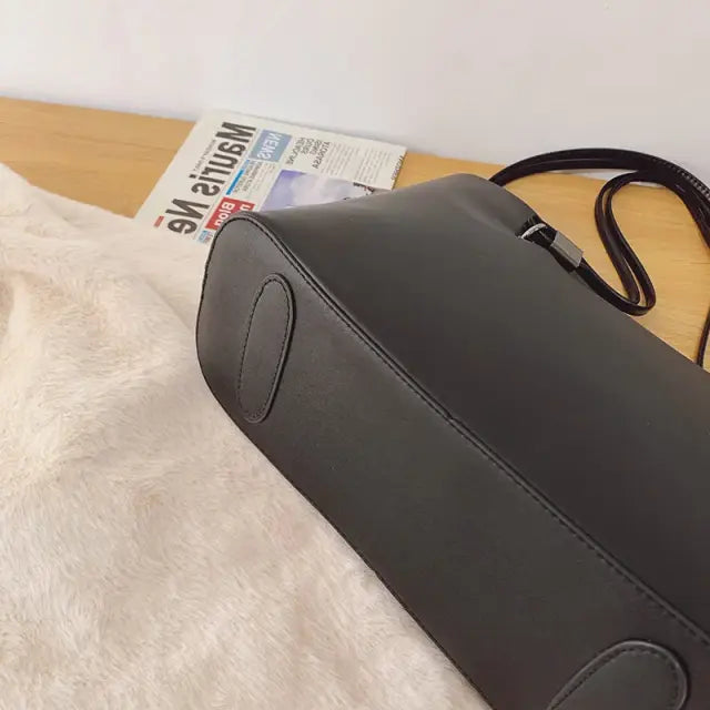 Bolsa Tote Grande Preta Garbo Sara - Garboza