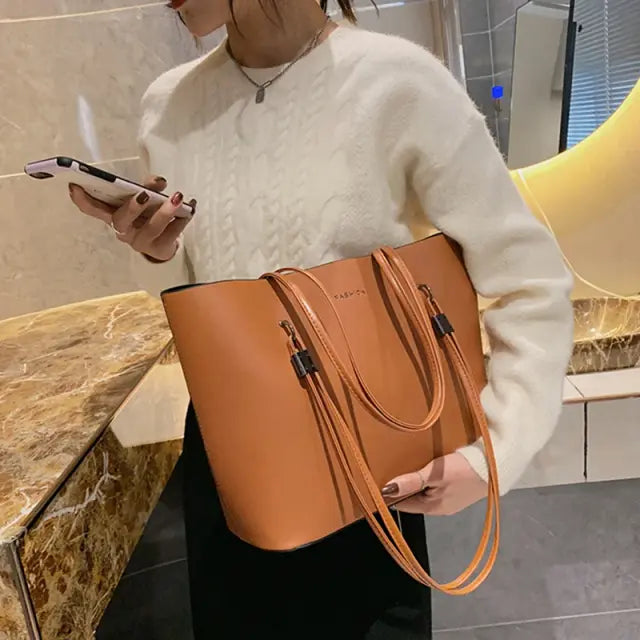 Bolsa Tote Grande Marrom Garbo Sara - Garboza