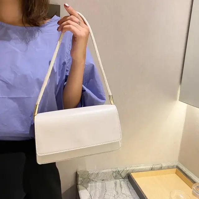 Bolsa Baguete Off White Garbo Adriana - Garboza