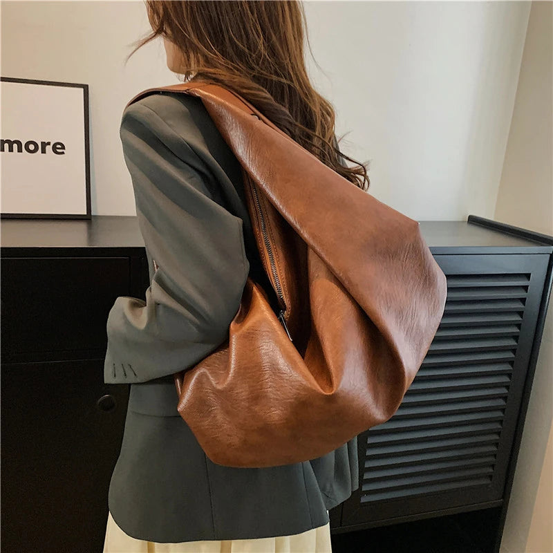 Bolsa Hobo Grande Garbo Karina - Garboza